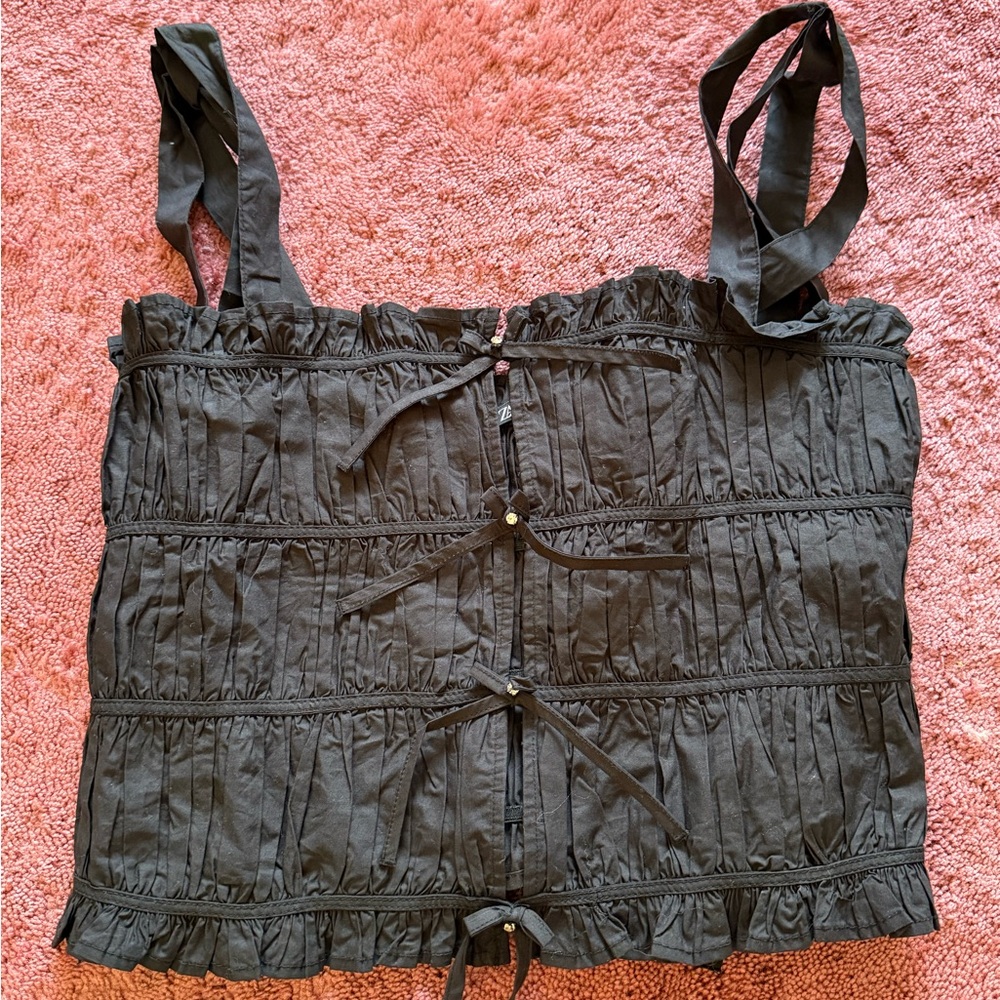 Black Sleeveless Top
